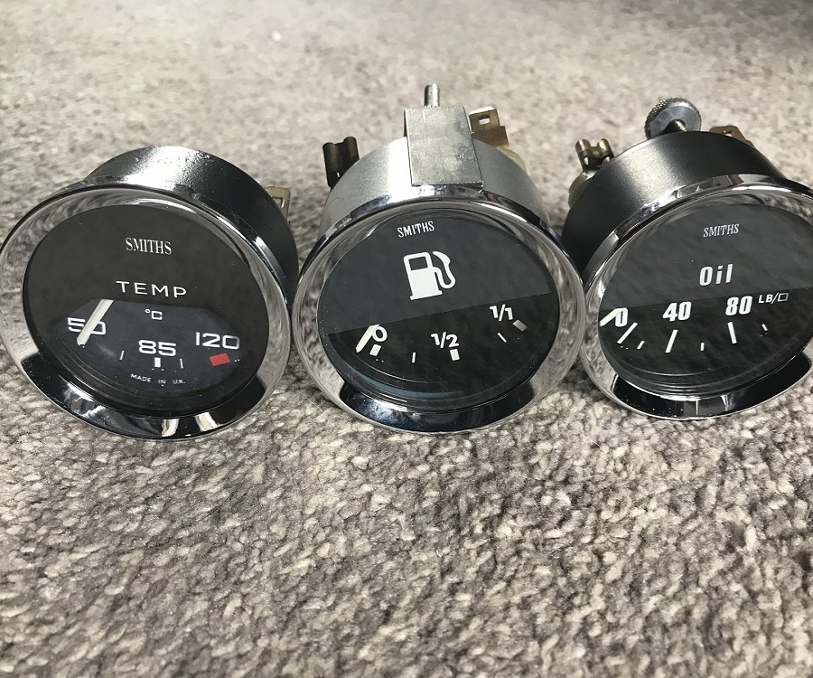 Classic Silver Bezel Gauge Set