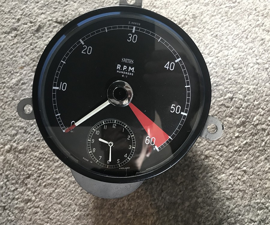 Jaguar XK150 Revcounter and Clock