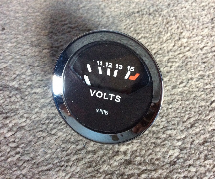 Smiths Volt Gauge fully restored