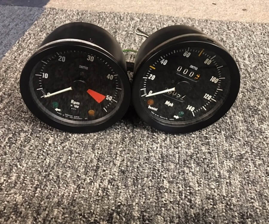 Refurbished milometer and revcounter for a classic car
